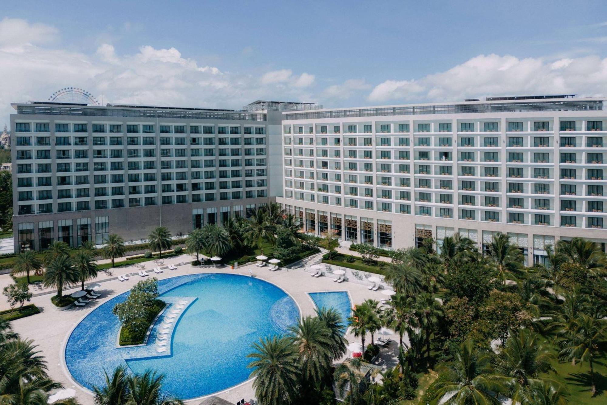 Hotel Wyndham Grand Phu Quoc Exterior foto